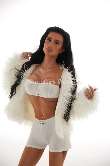 Alina - escort gallery photo 2