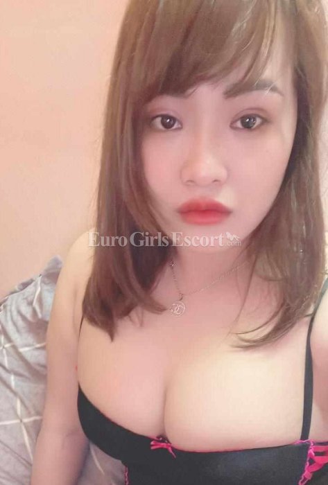 Amily - Thai escort in Dubai