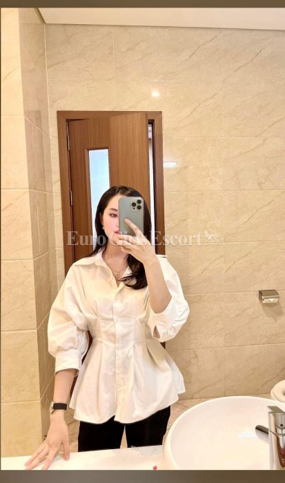 Arana - escort gallery photo 4