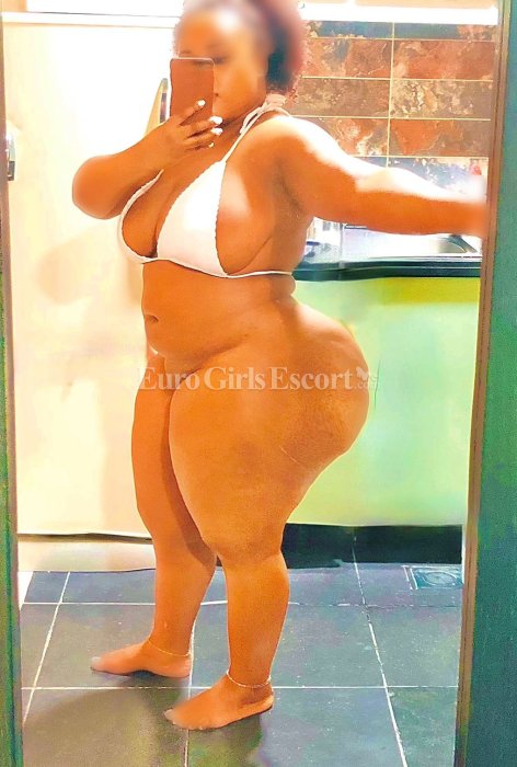 Bella - South african escort in Dubai