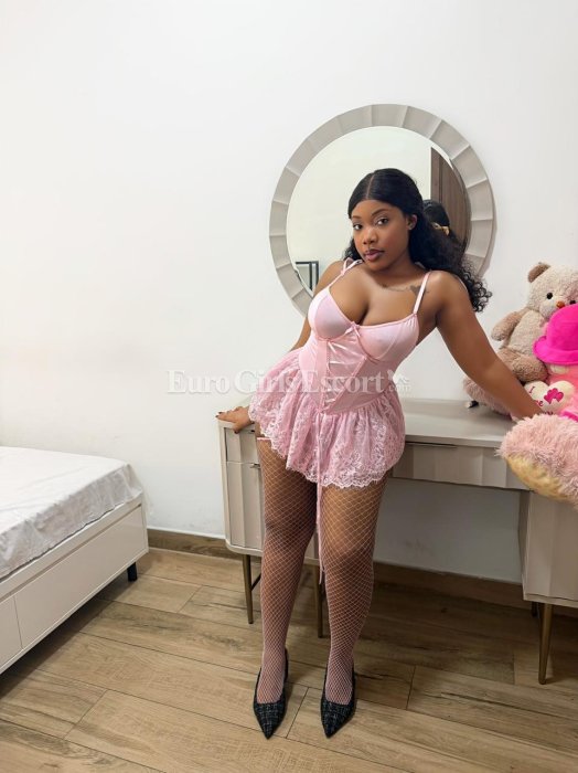 Betty Scarlett - escort gallery photo 3