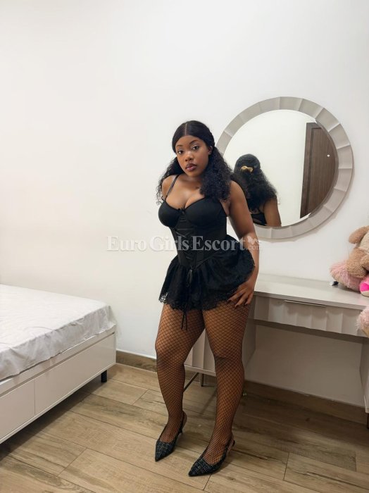 Betty Scarlett - escort gallery photo 5