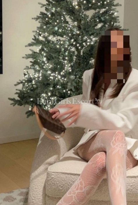 Celine - Spanish escort in Dubai