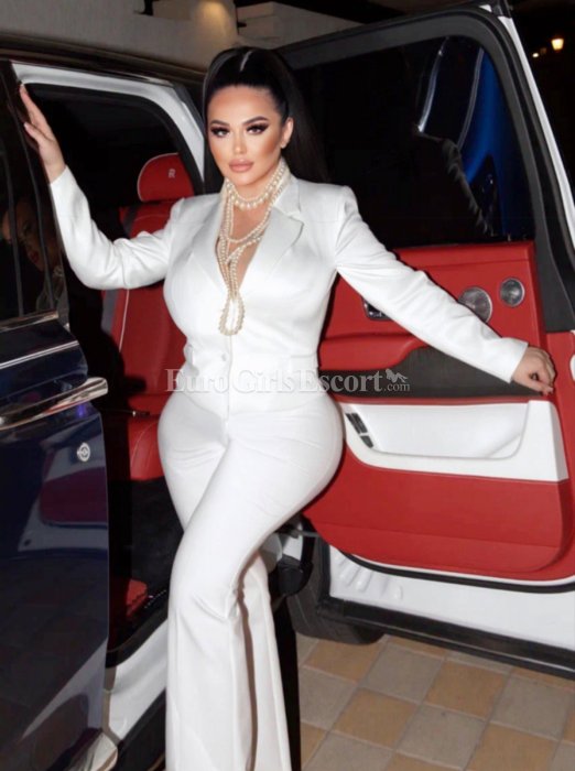 Di - escort gallery photo 5