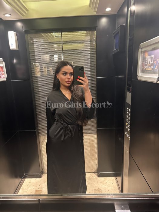Emilia - escort gallery photo 5