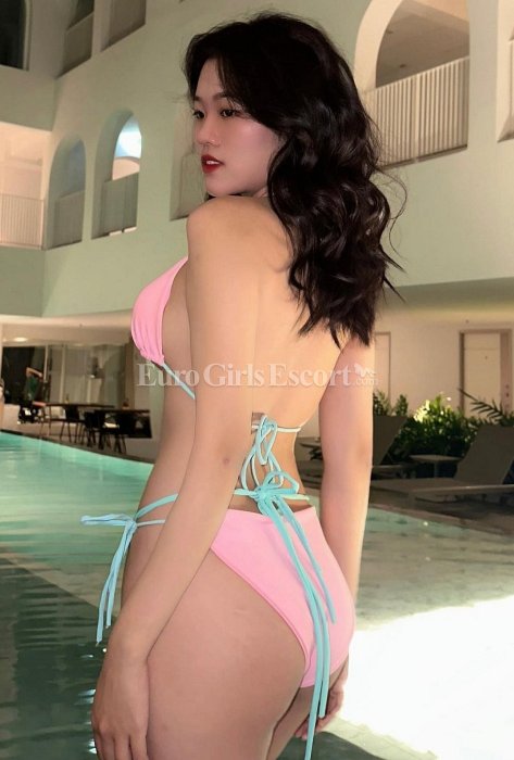 Jeny - Korean escort in Dubai