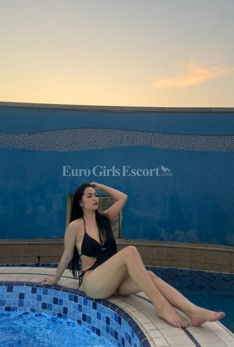 Julia - Filipino escort in Dubai