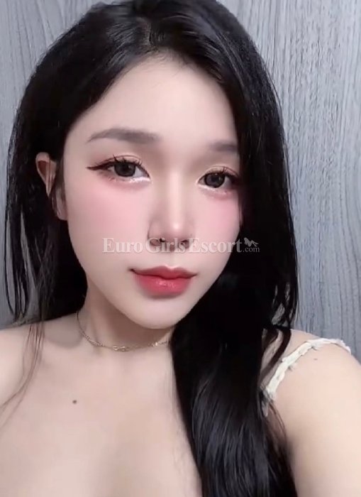 Jungmi - escort gallery photo 2