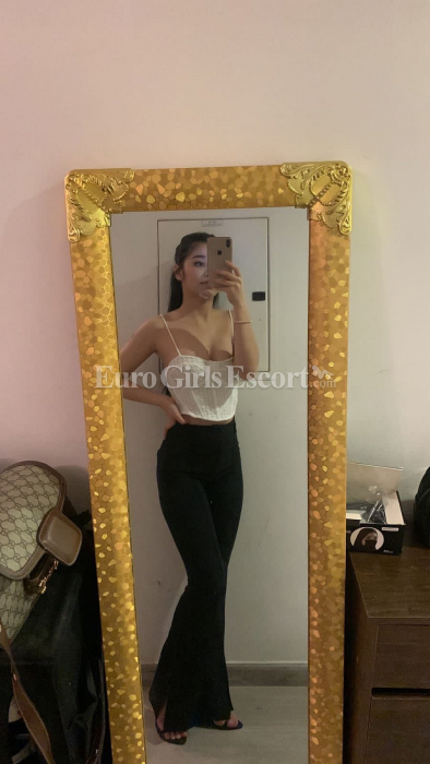 Kitti - escort gallery photo 3