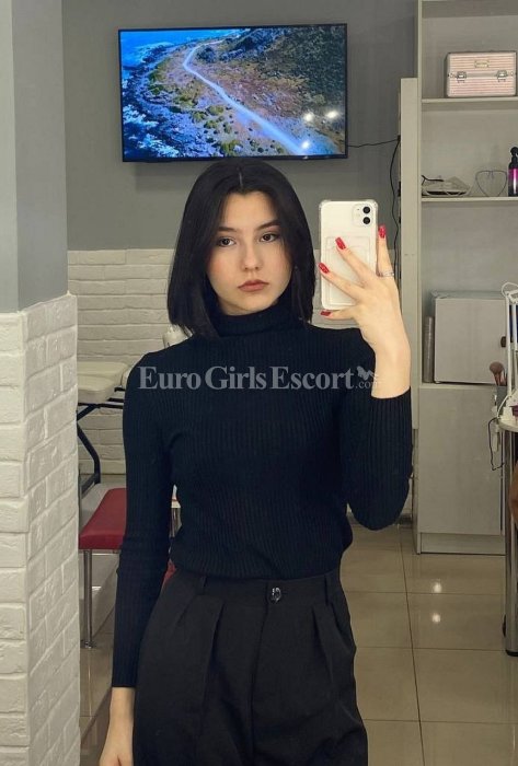 Lana - Russian escort in Dubai