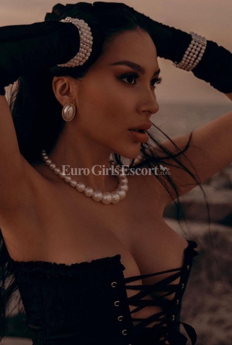 Lera - Russian escort in Dubai