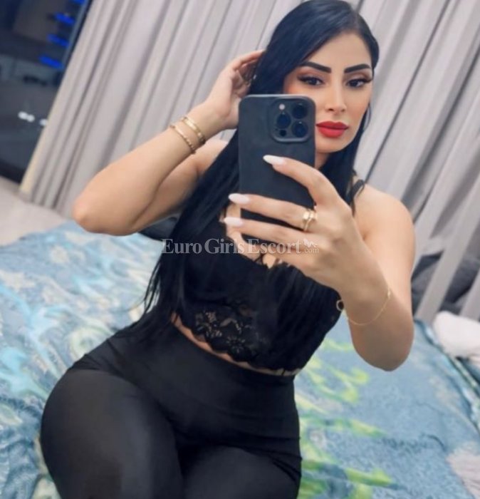 Lina - Moroccan escort in Dubai