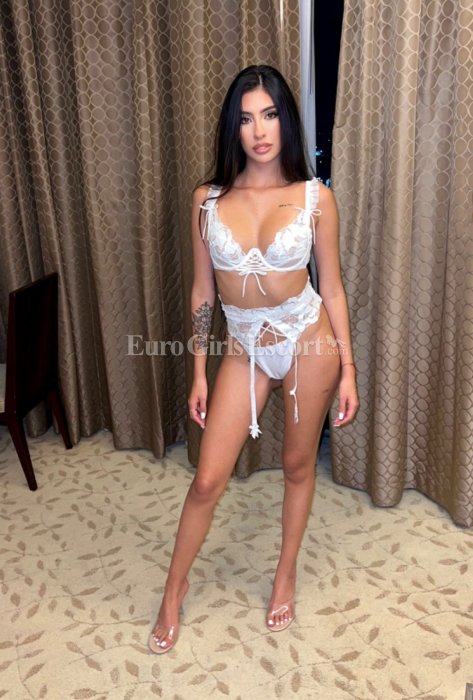 Mar - Colombian escort in Dubai