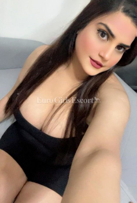 Meesha Roy - Indian escort in Dubai