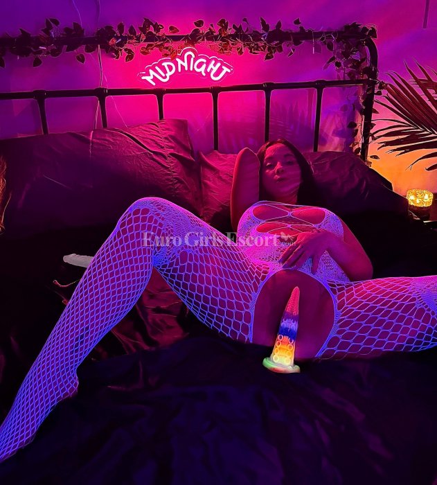 Midnightstar - escort gallery photo 2