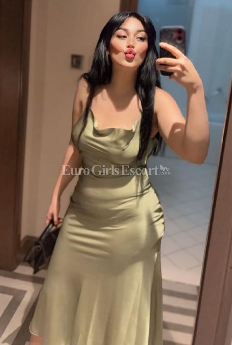 Mina - Moroccan escort in Dubai