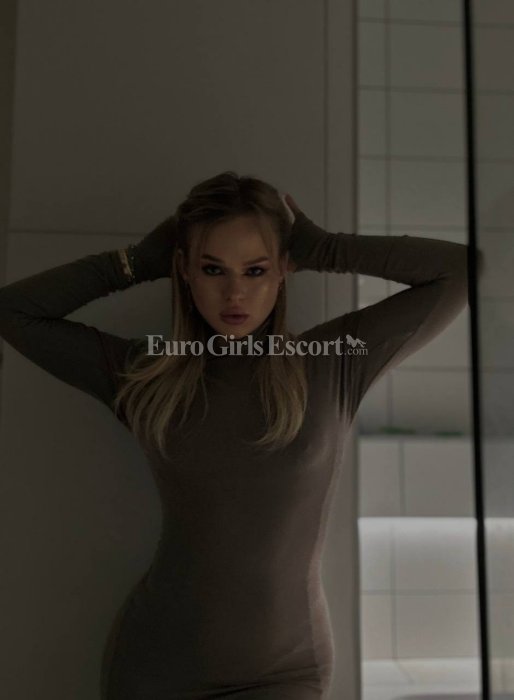 Olivia - escort gallery photo 3