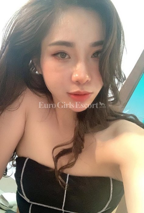 Omi - Filipino escort in Dubai