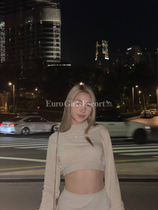 Sasha - escort gallery photo 3