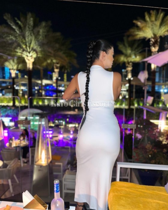 Seven - escort gallery photo 2