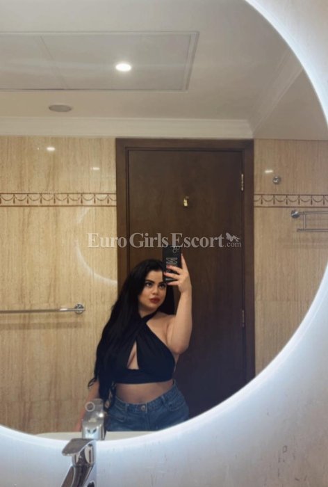 Shourouq - Moroccan escort in Dubai