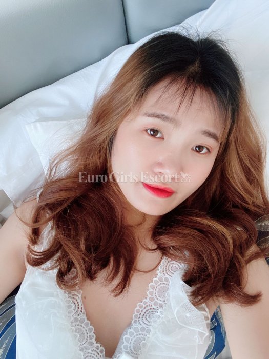 Silia - escort gallery photo 3