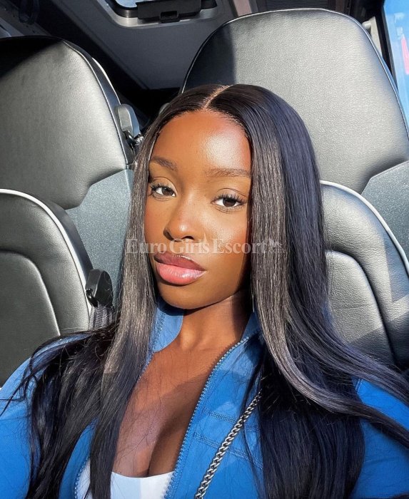 Silver - escort gallery photo 2