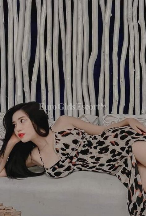 Suka - escort gallery photo 2