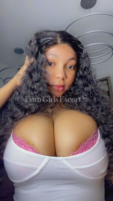 Tracytite - escort gallery photo 2