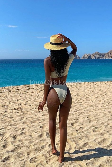 Vicky - Kenyan escort in Dubai