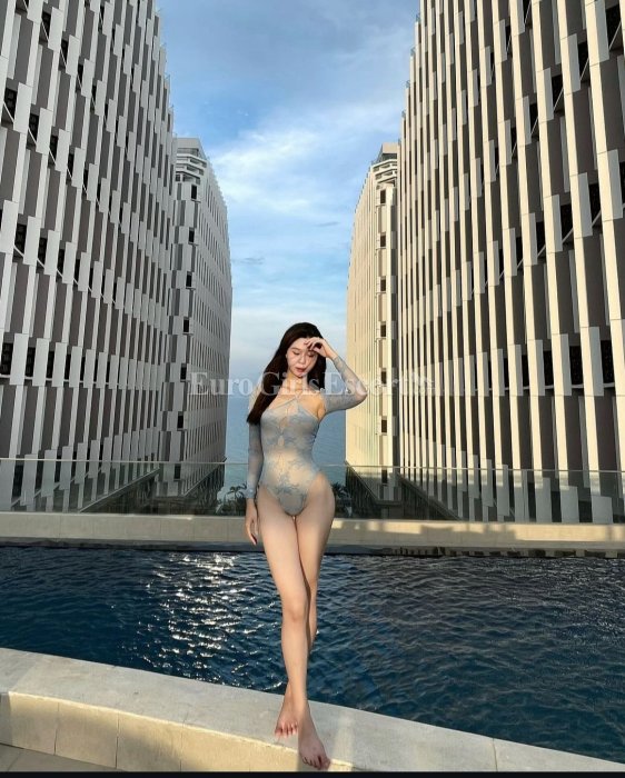 Yumi - escort gallery photo 3