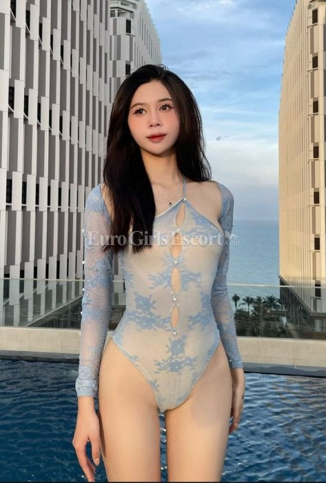Yumi - Korean escort in Dubai
